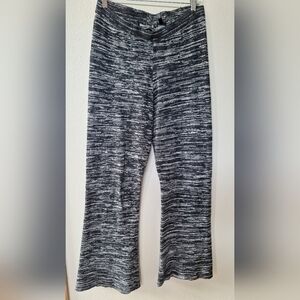 Anthropologie Womens Casual Flare Sweater Pants. Black/Gray. Size M